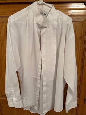 White Pleated Front Dress Shirt - Men